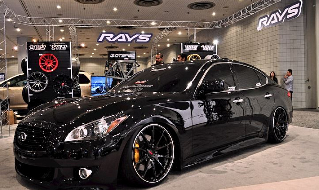 картинка Новые диски Rays G25 R19 5X108 ET48 J9,5 черные глянцевые + серебристая окантовка магазин  StreetTuning 