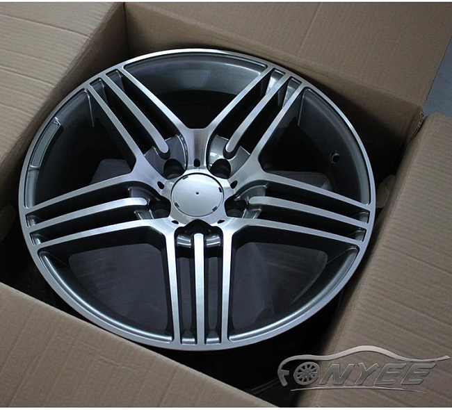 картинка Новые диски Mersedes AMG SLS R19 5x112 ET35 J9,5 серый + серебро магазин  StreetTuning 