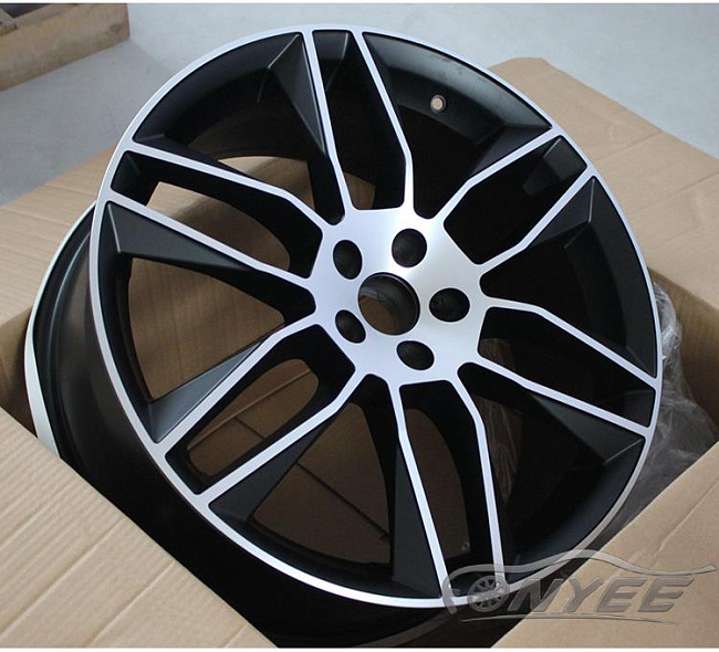 картинка Новые диски Jaguar F Type R20 5X108 ET40 J9,5 черный мат + серебро магазин  StreetTuning 