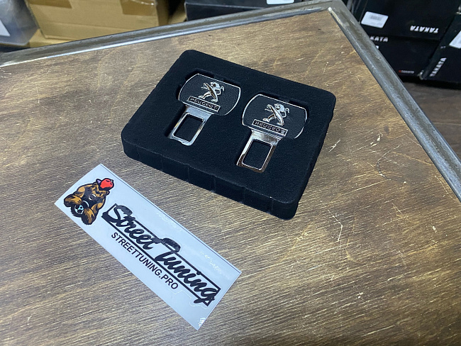 картинка Обманки "заглушки" в ремень безопасности Peugeout -2 шт магазин  StreetTuning 