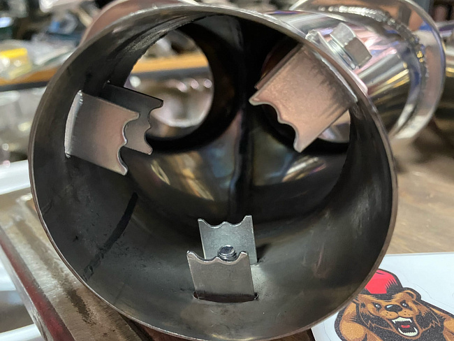 картинка Насадки на глушитель HKS Style двойные комплект- 2 шт 76 х 102 мм магазин  StreetTuning 