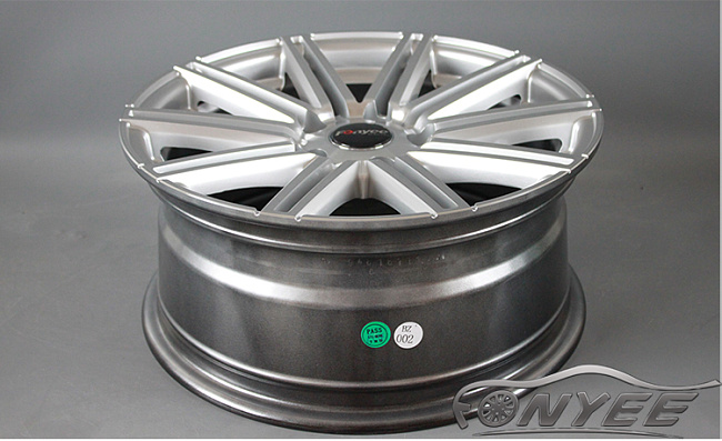 картинка Новые диски Vossen CV4 Replica R17 5X100 ET35 J7 серебро магазин  StreetTuning 