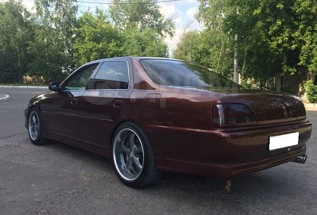картинка Комплект обвесов Roulant для Toyota Cresta 100 магазин  StreetTuning 
