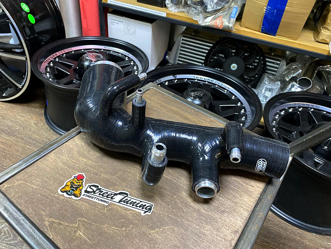 картинка Патрубок турбины Samco Sport для Subaru Impreza GD 7-8 vers черный магазин  StreetTuning 