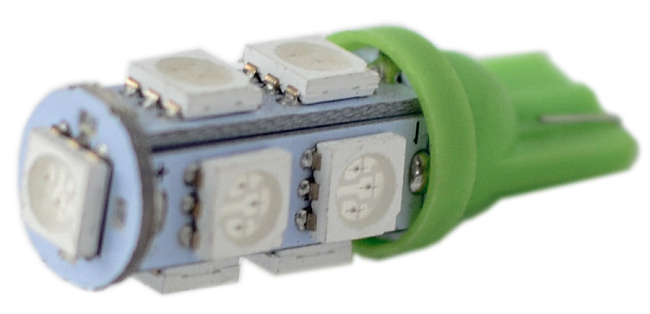 картинка Светодиодная лампа T10 - 9D, зеленого цвета магазин  StreetTuning 