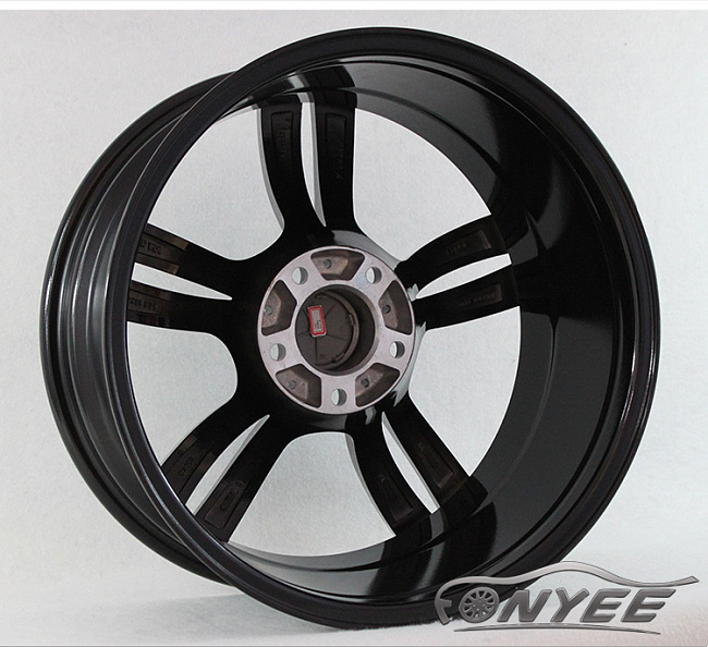 картинка Новые диски BMW F10 style R19 5x120 ET23 J8,5 черный глянец + серебро магазин  StreetTuning 