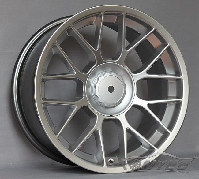 картинка Новые диски BBS RC302 R17 5X100/4X100 ET15 J10 серебро глянец магазин  StreetTuning 