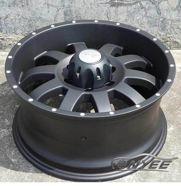 картинка Новые диски Fonyee 4x4 R18 J8,5 ET30 6x139,7 черный мат магазин  StreetTuning 