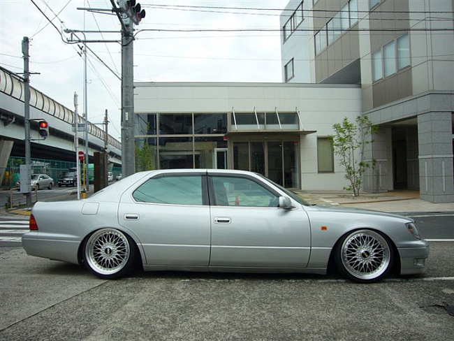 картинка Новые диски BBS RS R19 5X108/5X114,3 ET30 J9,5 серебро + полированная полка магазин  StreetTuning 