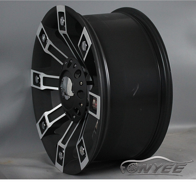 картинка Новые диски Metal Mulisha Series 13 R19 6X139,7 ET20 J8,5 черный мат + серебро магазин  StreetTuning 