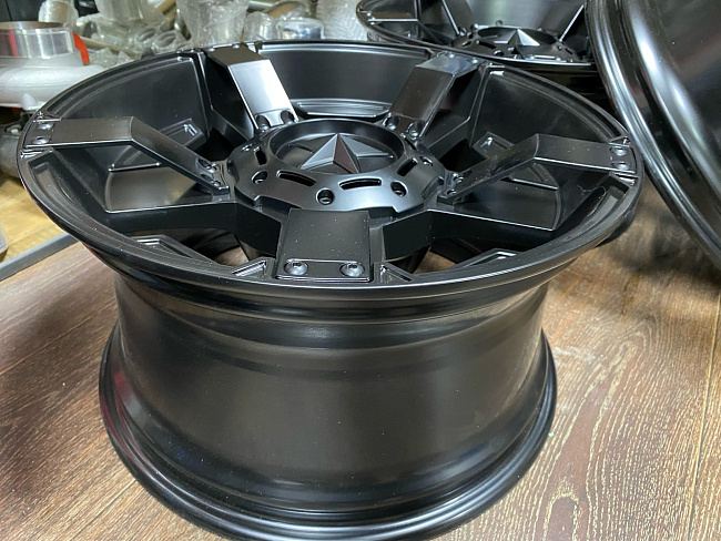 картинка Новые диски KMC XD Rockstar Series 2 R17 J9 ET0 6X139.7/135 магазин  StreetTuning 