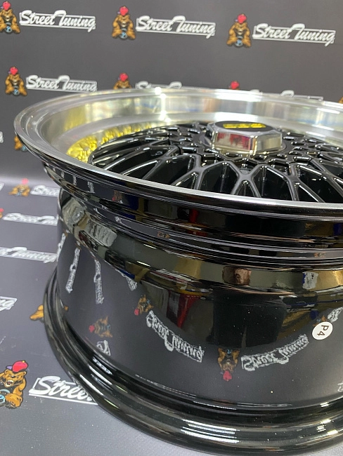 картинка Новые диски BBS RS R16 J7.5 ET30 4x100/114,3 Black + Silver магазин  StreetTuning 