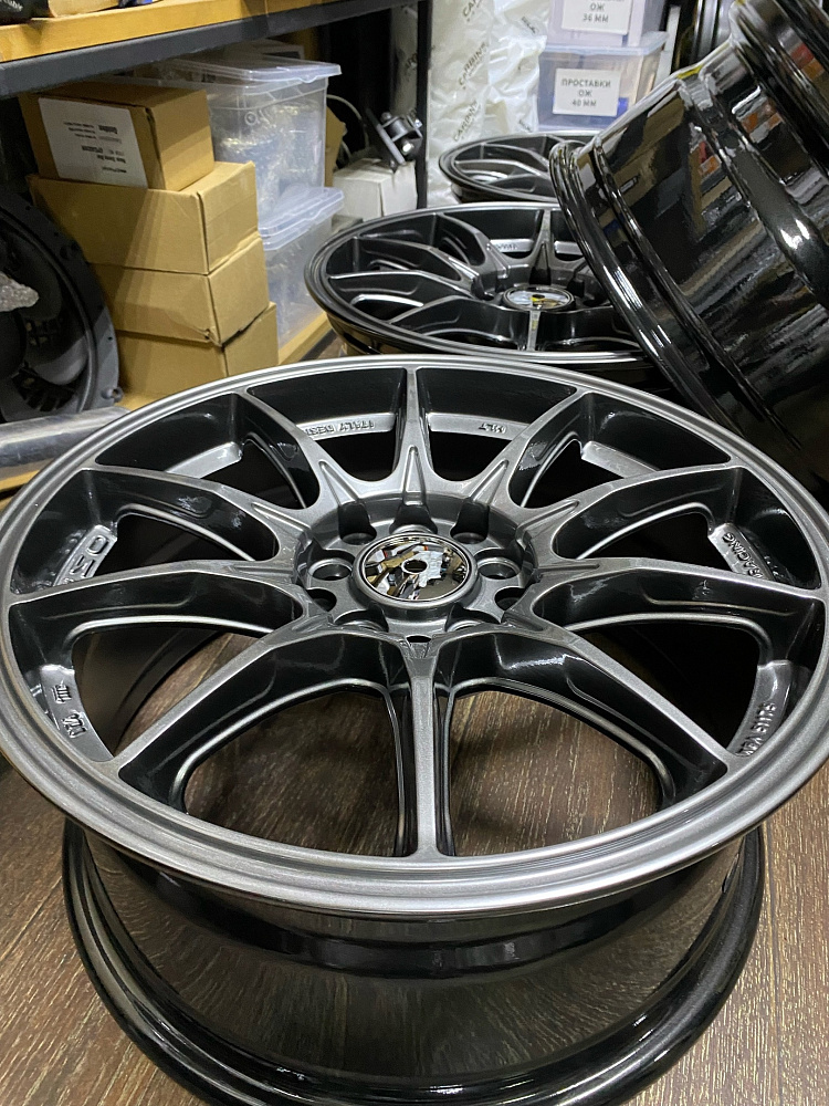 картинка Новые диски OZ RACING R16 J7 ET38 4x100/4X114.3 Hyper Black от магазина  StreetTuning