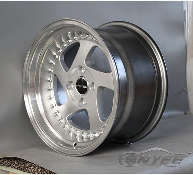 картинка Новые диски Rotiform TMB Flat R15 4х100 ET17 J8,5 серебро + полированная полка магазин  StreetTuning 
