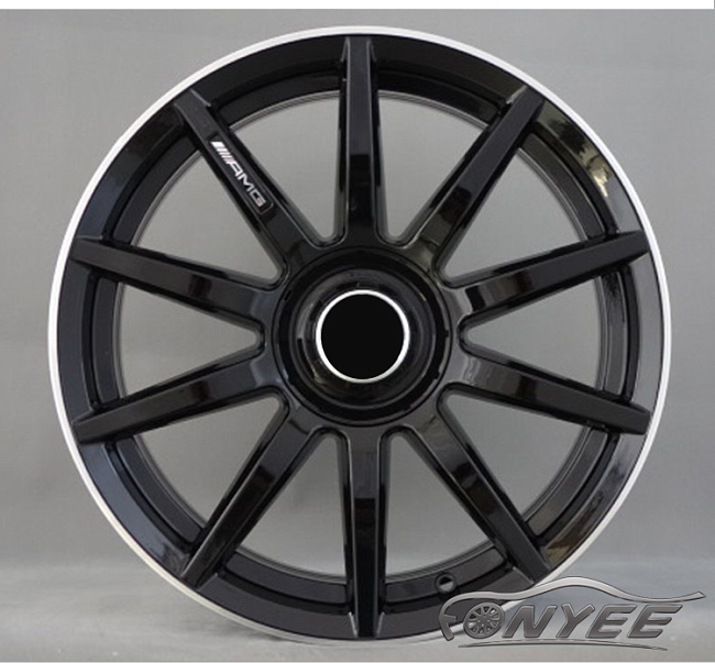 картинка Новые диски Mercedes AMG 10 Spoke R18 5x112 ET35 J9 черный глянец + серебристая полоса магазин  StreetTuning 