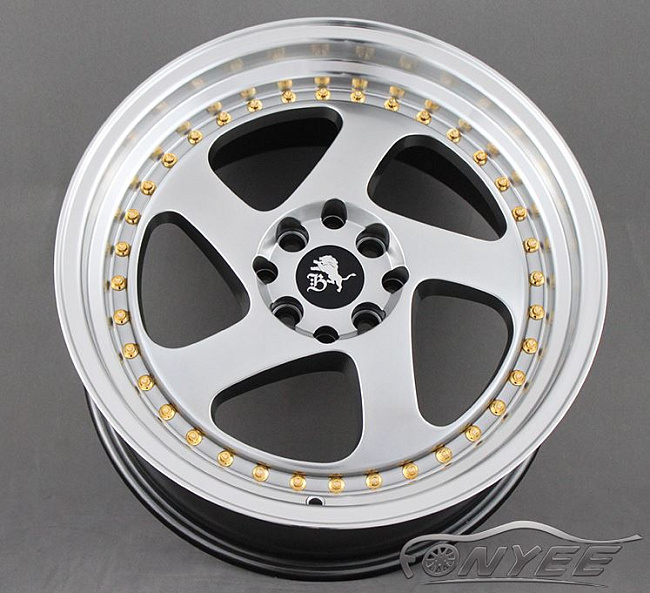картинка Новые диски Rotiform TMB Flat R17 4х114,3/100 ET30 J8 Серебро + золотистые болтики магазин  StreetTuning 