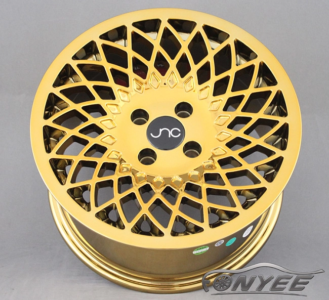 картинка Новые диски Stuttgart STX R15 4X100 ET25 J8, золотые магазин  StreetTuning 