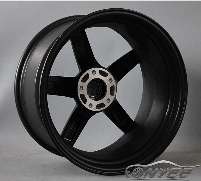 картинка Новые диски Vossen CV3 Replica R19 5X114,3 ET35 J9,5 черный мат + серебро магазин  StreetTuning 