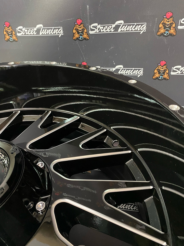 картинка Новые диски XF-OFF-ROAD R20 J10 ET-12 5X150/5X139.7 от магазина  StreetTuning