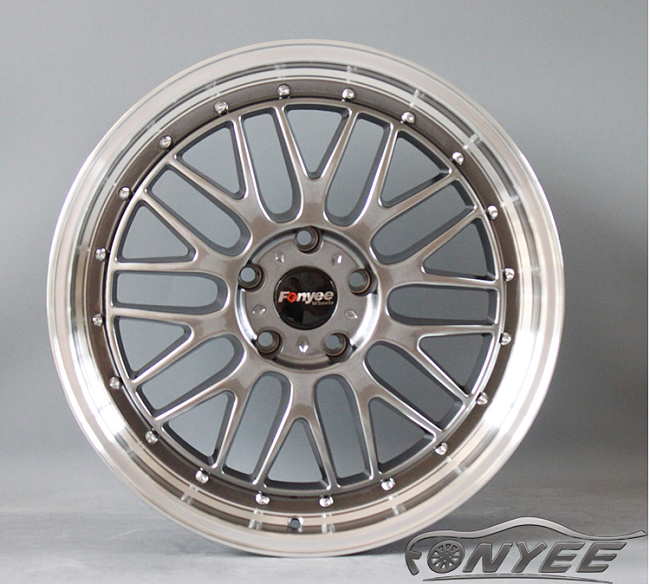 картинка Новые диски BBS LM R19 5X120 ET20 J8,5 светло черный глянец + полированная полка магазин  StreetTuning 