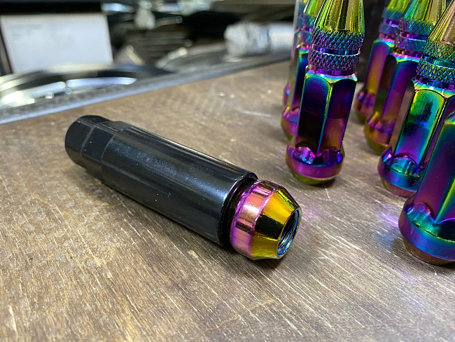 картинка Комплект гаек пики (пули) Starleks, 12х1.5 , цвет неохром, 20 шт. магазин  StreetTuning 