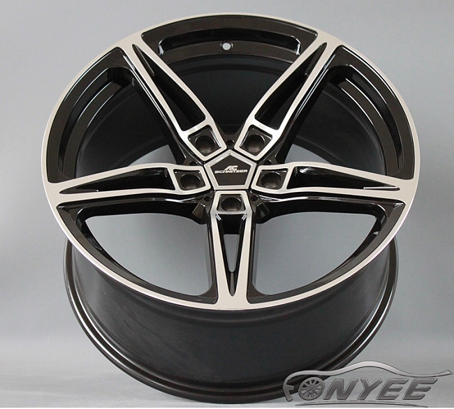 картинка Новые диски AC schnitzer AC1 R19 5X114,3 ET35 J8,5 черный глянец + серебро магазин  StreetTuning 