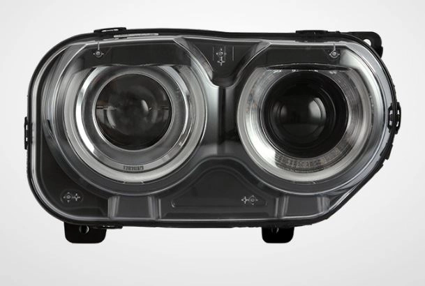 картинка Передние фары для DODGE CHALLENGER 2015-Н.В магазин  StreetTuning 