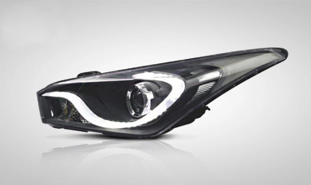 картинка Передние фары для Hyundai HB20 магазин  StreetTuning 