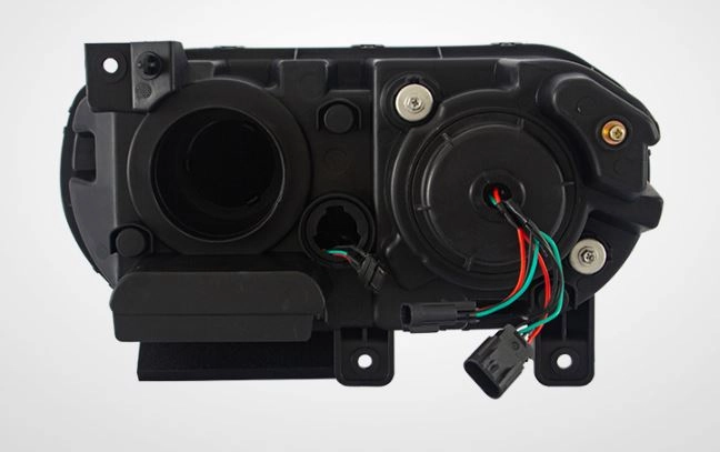 картинка Передние фары для DODGE CHALLENGER 2008-2014 магазин  StreetTuning 